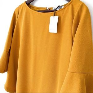Cute Mustard Yellow Top by Green Envelope - Size M — Flared 3/4 length sleeve